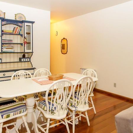 Apartamento Amplo E Aconchegante Na Av Das Hortencias No Centro De Gramado Exterior photo