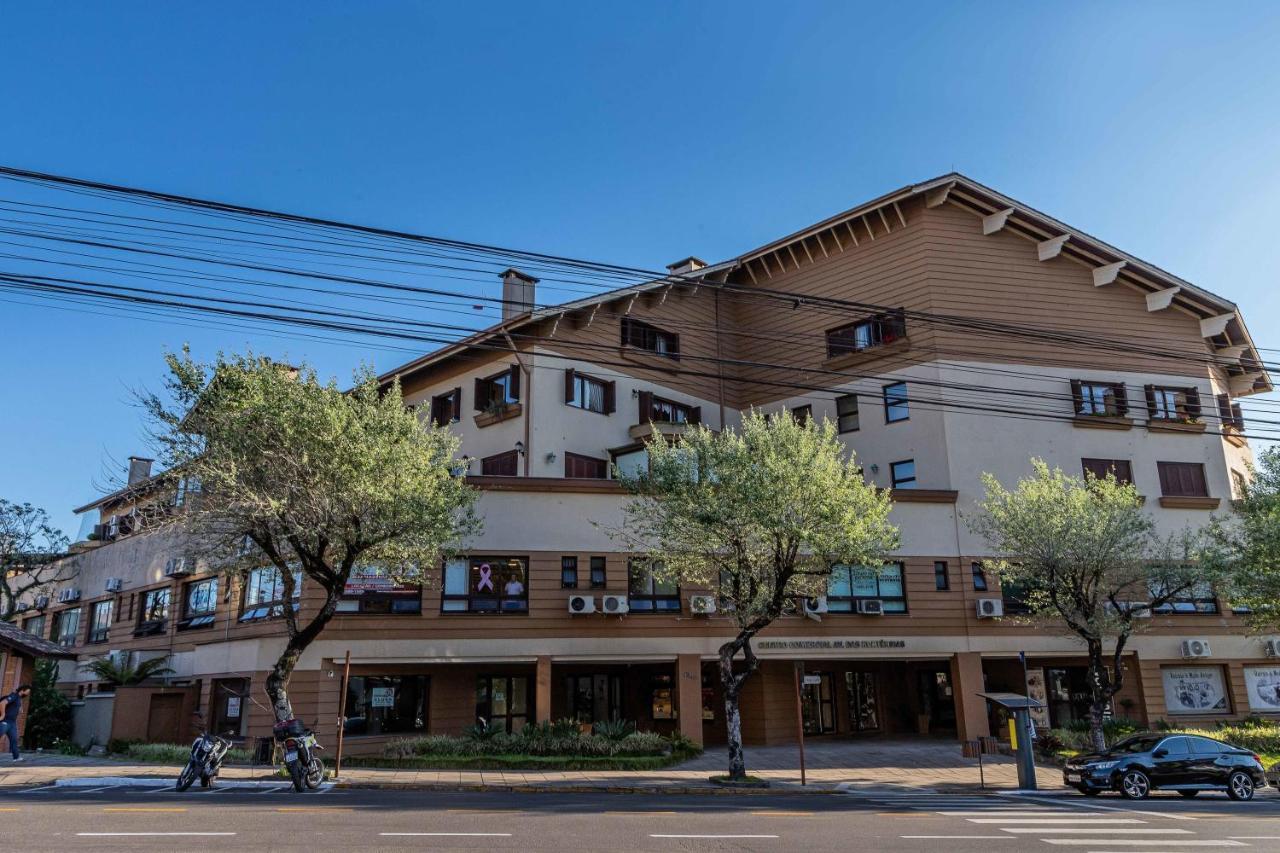 Apartamento Amplo E Aconchegante Na Av Das Hortencias No Centro De Gramado Exterior photo